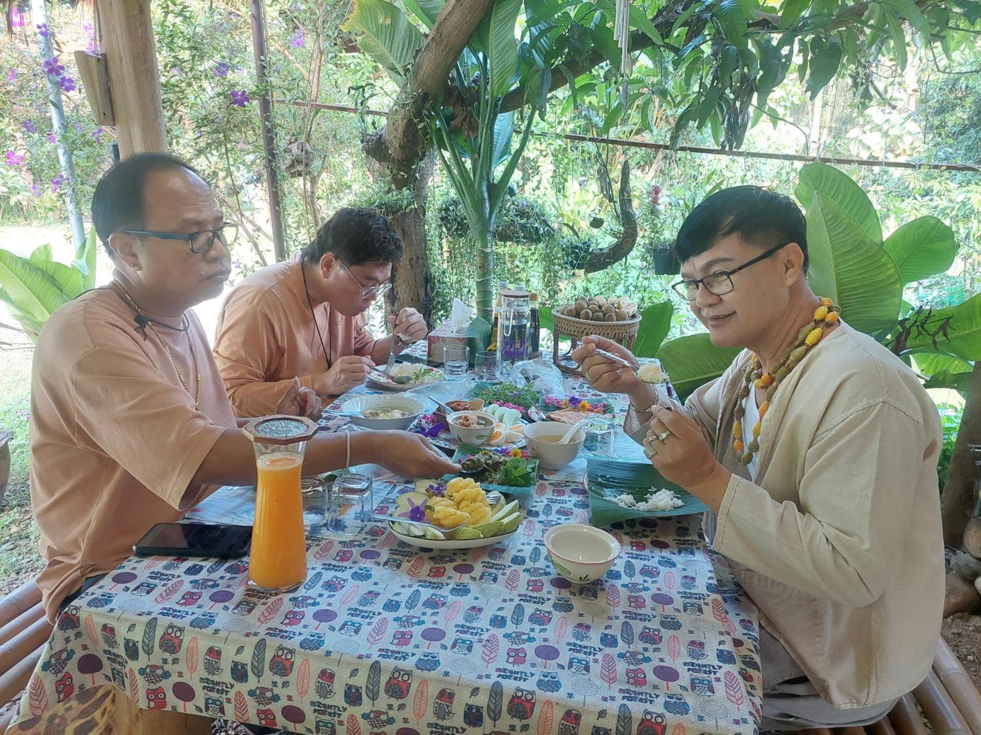 Ban Suan Nai Fun Homestay Pua Exterior foto